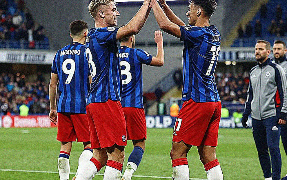 Europa League đá thứ Tư: Lịch thi đấu, quyền lực truyền hình và thói quen bị phá vỡ Europa League đá thứ Tư: Lịch thi đấu, quyền lực truyền hình và thói quen bị phá vỡ