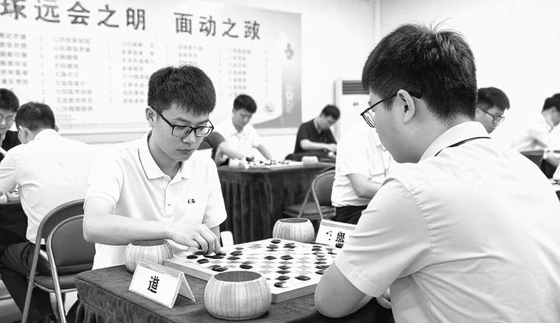 GCL 2026: Nepomniachtchi khiến Carlsen toát mồ hôi trước khi vượt qua Sindarov bằng đồng hồ GCL 2026: Nepomniachtchi khiến Carlsen toát mồ hôi trước khi vượt qua Sindarov bằng đồng hồ