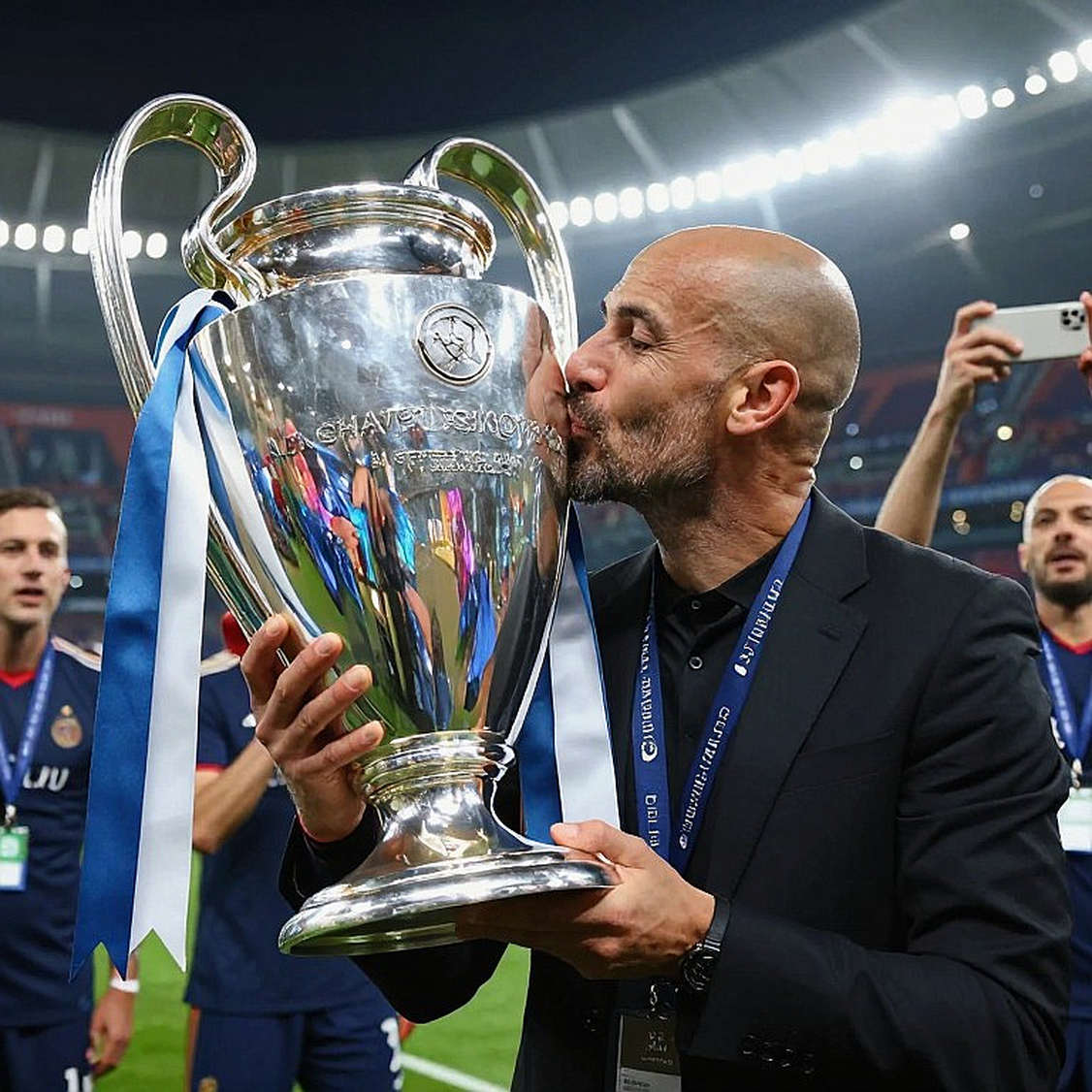 MU đối mặt khủng hoảng lực lượng trước Sabah: Cơ hội cho bất ngờ tại Champions League? MU đối mặt khủng hoảng lực lượng trước Sabah: Cơ hội cho bất ngờ tại Champions League?