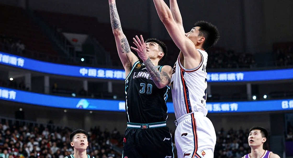 Giannis Antetokounmpo mua biệt thự 13,5 triệu USD ở Pinecrest, đối diện căn nhà Tyler Herro đang rao bán