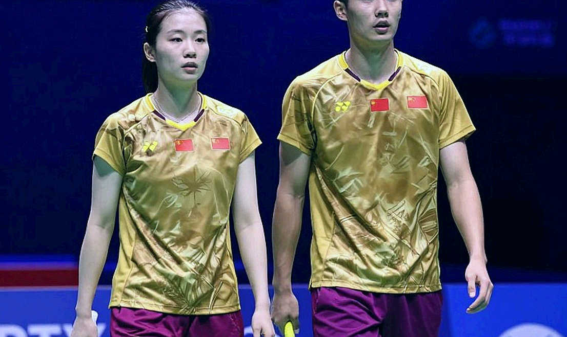 Sau 122 giây ở đầu ván ba, Chen Yufei không còn để Sindhu chạm vào nhịp đấu